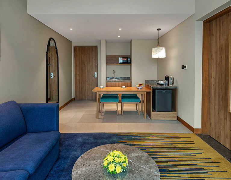 Junior Suite Room for Rent
