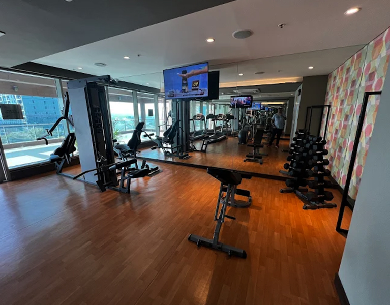 Executive Suite Room for Rent