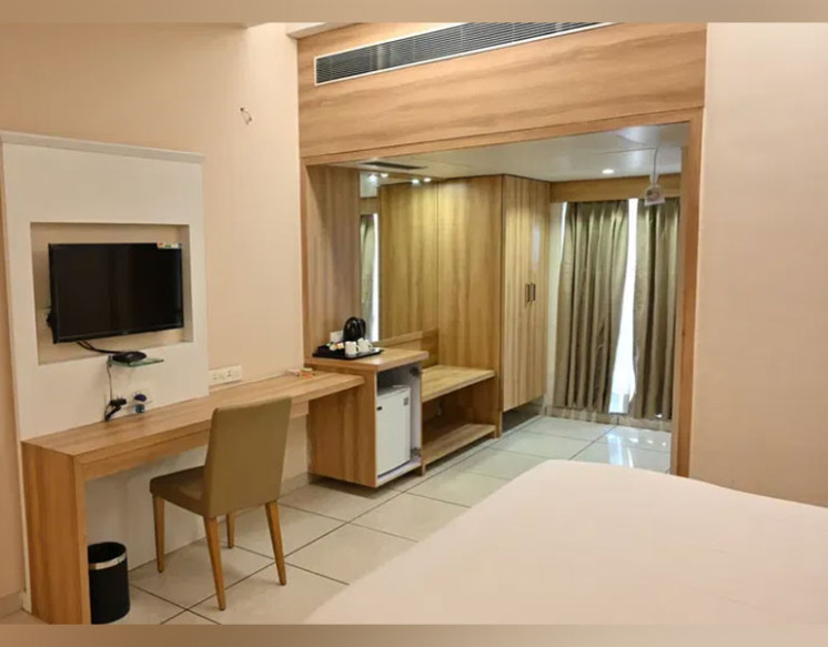 Suite Room For Rent