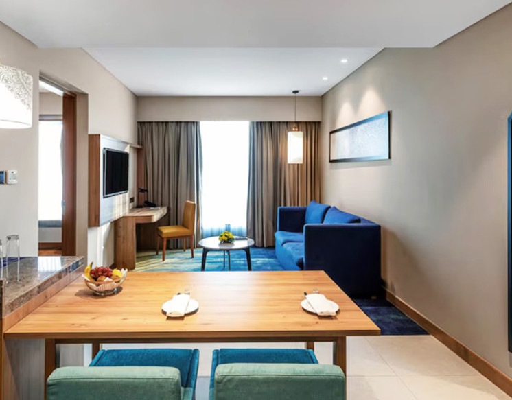 Junior Suite Room for Rent