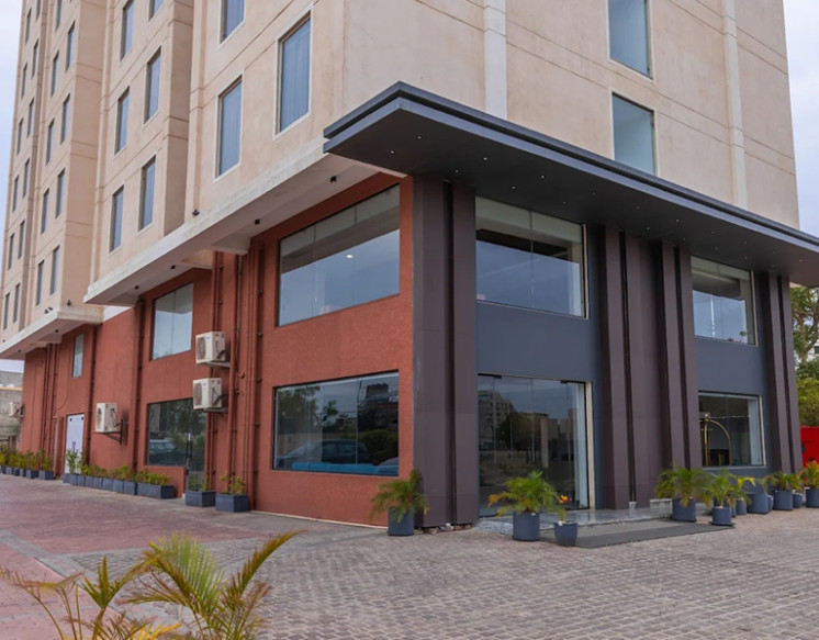 Deluxe King Room for Rent