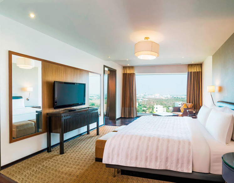 Executive Suite Room for Rent