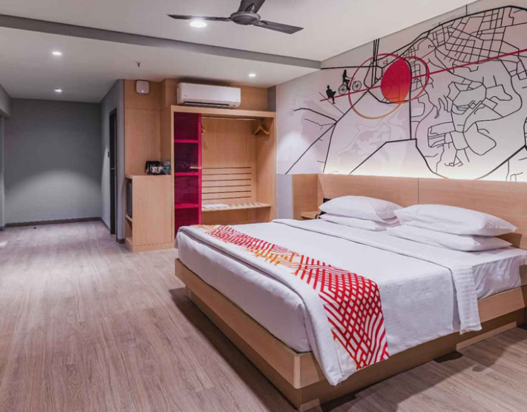 D-Luxe Room for Rent