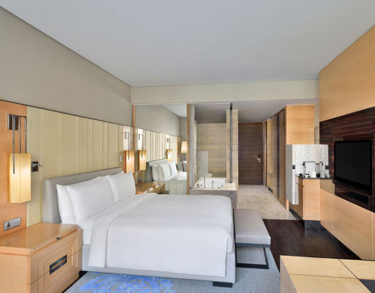 Deluxe Room for Rent