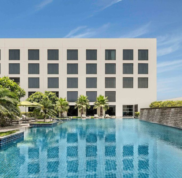 Executive Club Room for Rent
